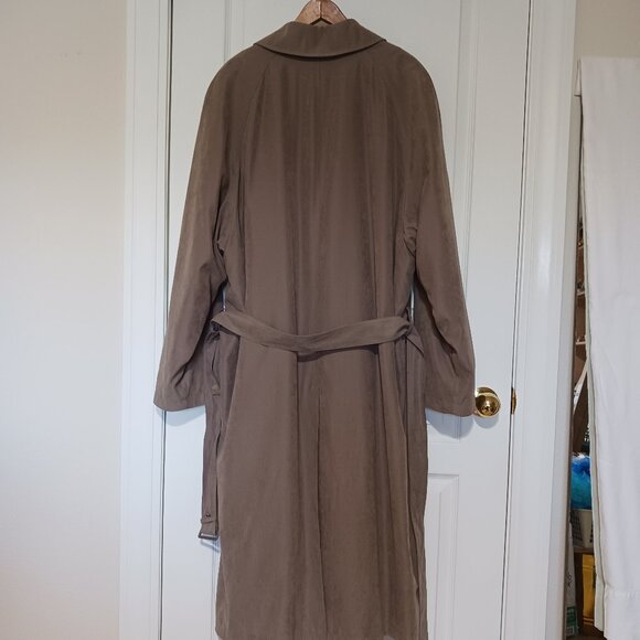 Stafford Taupe/Stone colored Men's Trench Coat, Size 42 Regular - Picture 5 of 15